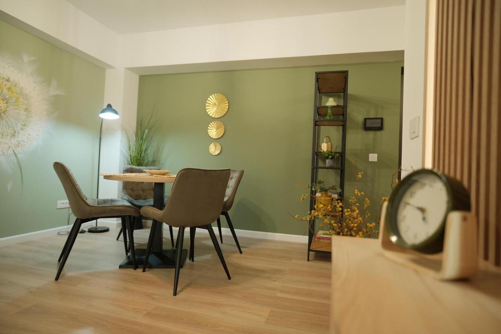 Green Studio Targu Neamt Exterior foto